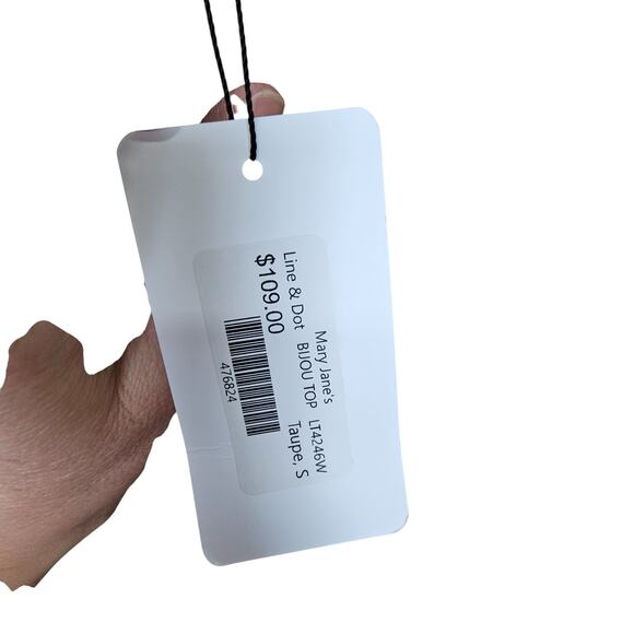 Revolve Line & Dot Bijou Top Cable Knit Sweater Size S One Shoulder ASO Today - Picture 8 of 11